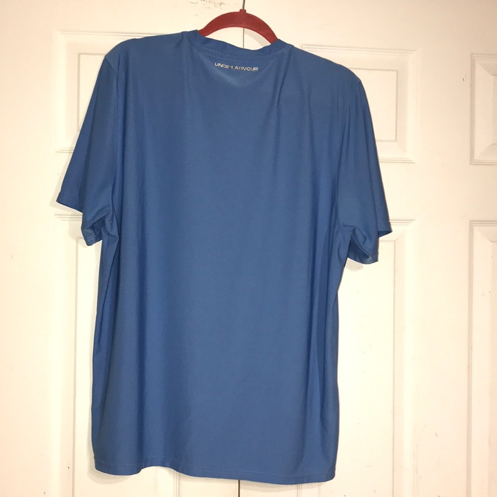 Men’s Under Armour Shirt - Picture 4 of 5